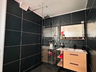 APPARTEMENT A VENDRE - TOURCOING BVD DE L EGALITE - 56 m2 - 136000€
