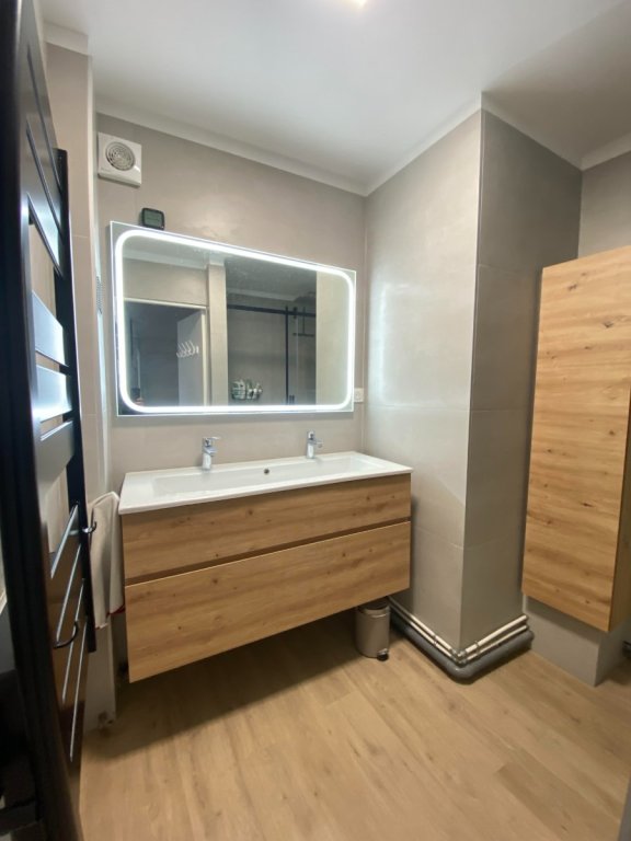 APPARTEMENT T4 A LOUER - LAMBERSART - 72.98 m2 - 1�257,50�&euro; charges comprises par mois