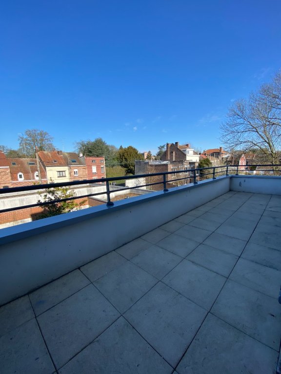 Appartement 3 chambres A LOUER - MOUVAUX - 105 m2 - 1�390�&euro; charges comprises par mois