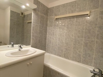 Appartement 3 chambres A LOUER - MOUVAUX - 105 m2 - 1 390 € charges comprises par mois