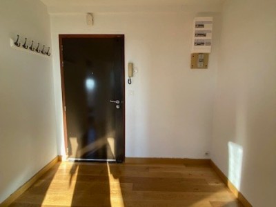 APPARTEMENT T4 A LOUER - MOUVAUX - 115 m2 - 2200€ charges comprises par mois