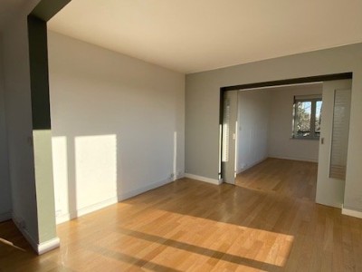 APPARTEMENT T4 A LOUER - MOUVAUX - 115 m2 - 2200€ charges comprises par mois