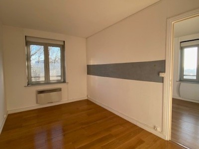 APPARTEMENT T4 A LOUER - MOUVAUX - 115 m2 - 2200€ charges comprises par mois