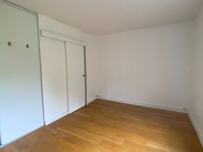 APPARTEMENT T4 A LOUER - MOUVAUX - 115 m2 - 2150€ charges comprises par mois